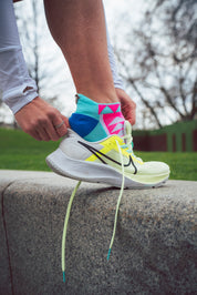 ELITE PYRAMID SPORTS SOCKS: PINK + TURQUOISE