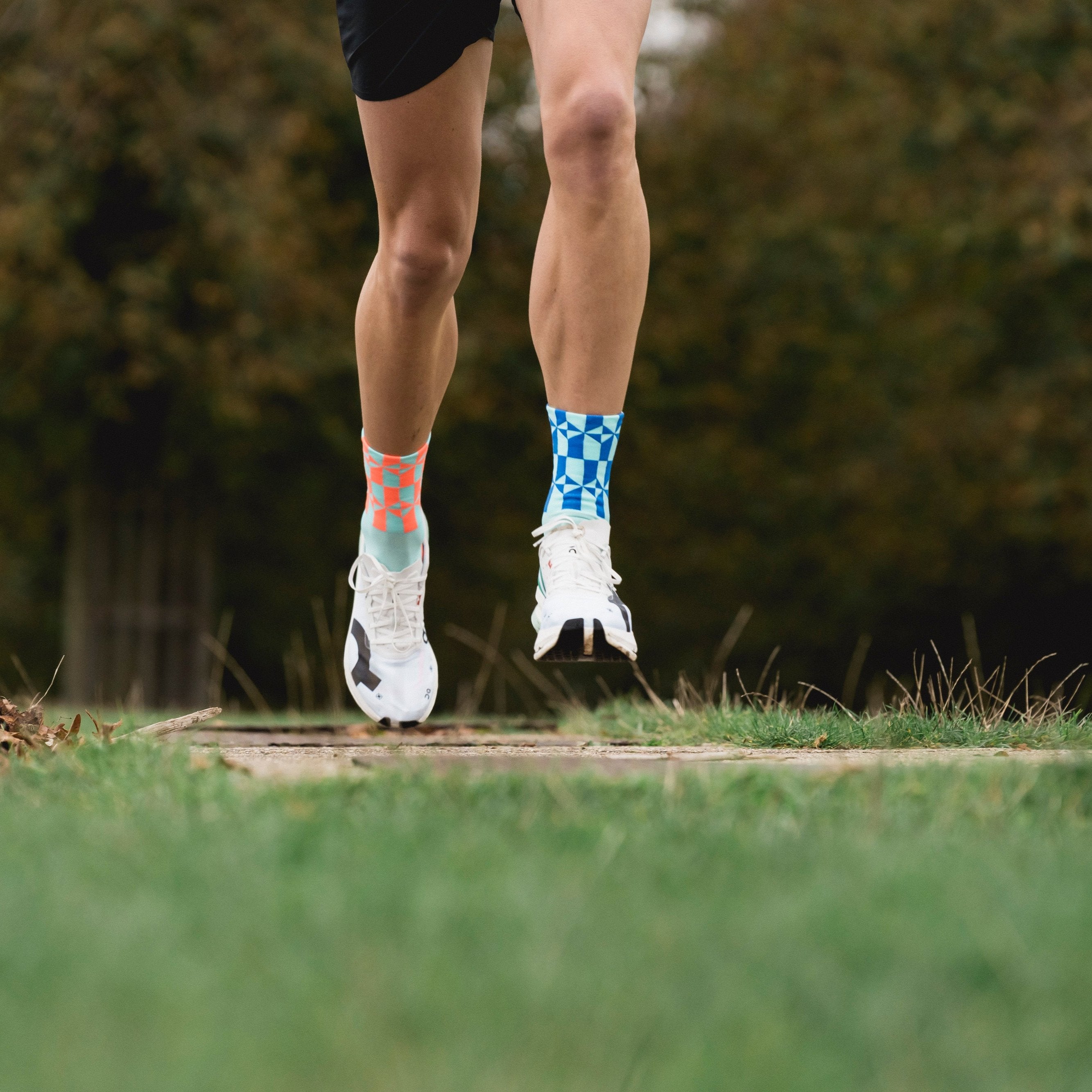 CLASSIC TARGET SPORTS SOCKS: TURQUOISE + ORANGE