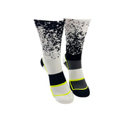 CLASSIC MIST SPORTS SOCKS: WHITE + BLACK
