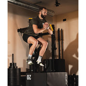 CLASSIC MIST SPORTS SOCKS: WHITE + BLACK