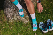 PODIUM BLOCK SPORTS SOCKS: TURQUOISE + WHITE