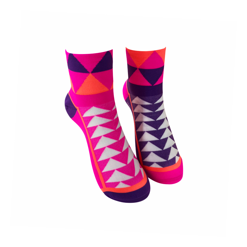 ULTRA GEO SPORTS SOCKS: PINK + PURPLE