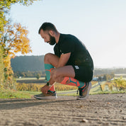 VICTORY COMPRESSION RUNNING SOCKS: ORANGE + BLUE
